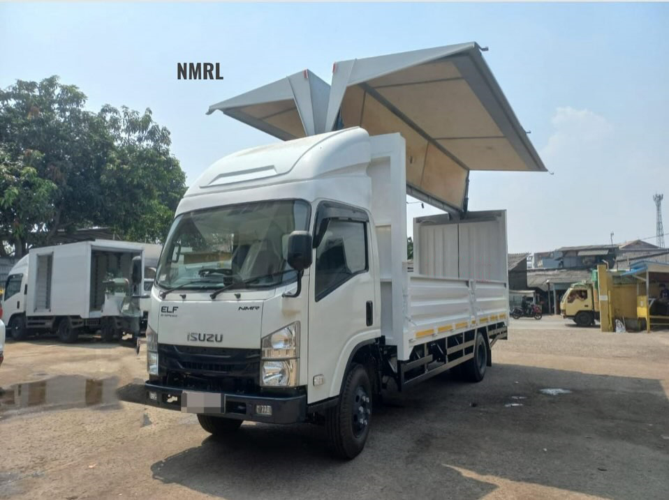 harga isuzu elf nmr wingbox baru